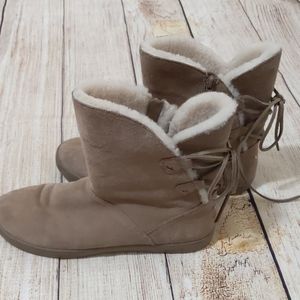 Kookaburra by Ugg Shazia Short Women's Boot